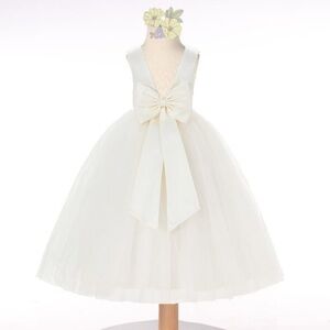 EUC Satin/Tulle flower girl dress
